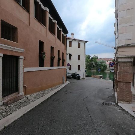 Апартаменты Al Vecchio Porto Бассано-дель-Граппа Экстерьер фото