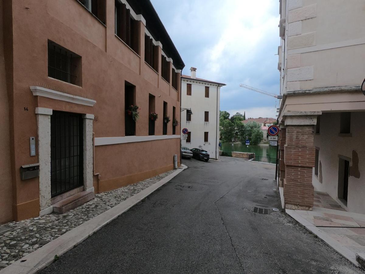 Апартаменты Al Vecchio Porto Бассано-дель-Граппа Экстерьер фото